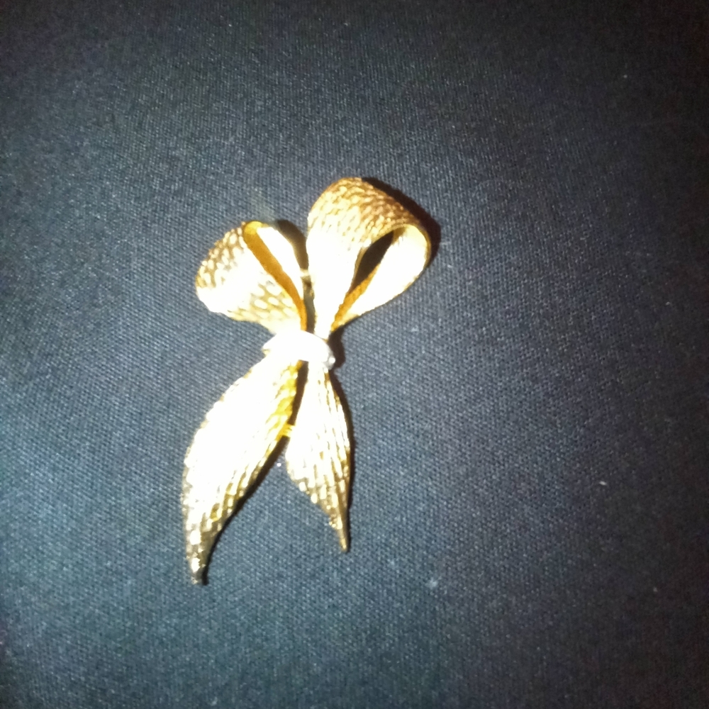 Brooch - Picture 3 of 6